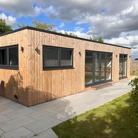 Court Lane Stables - Premium Rural Retreat With Hot Tub Villa Hadlow Exterior photo