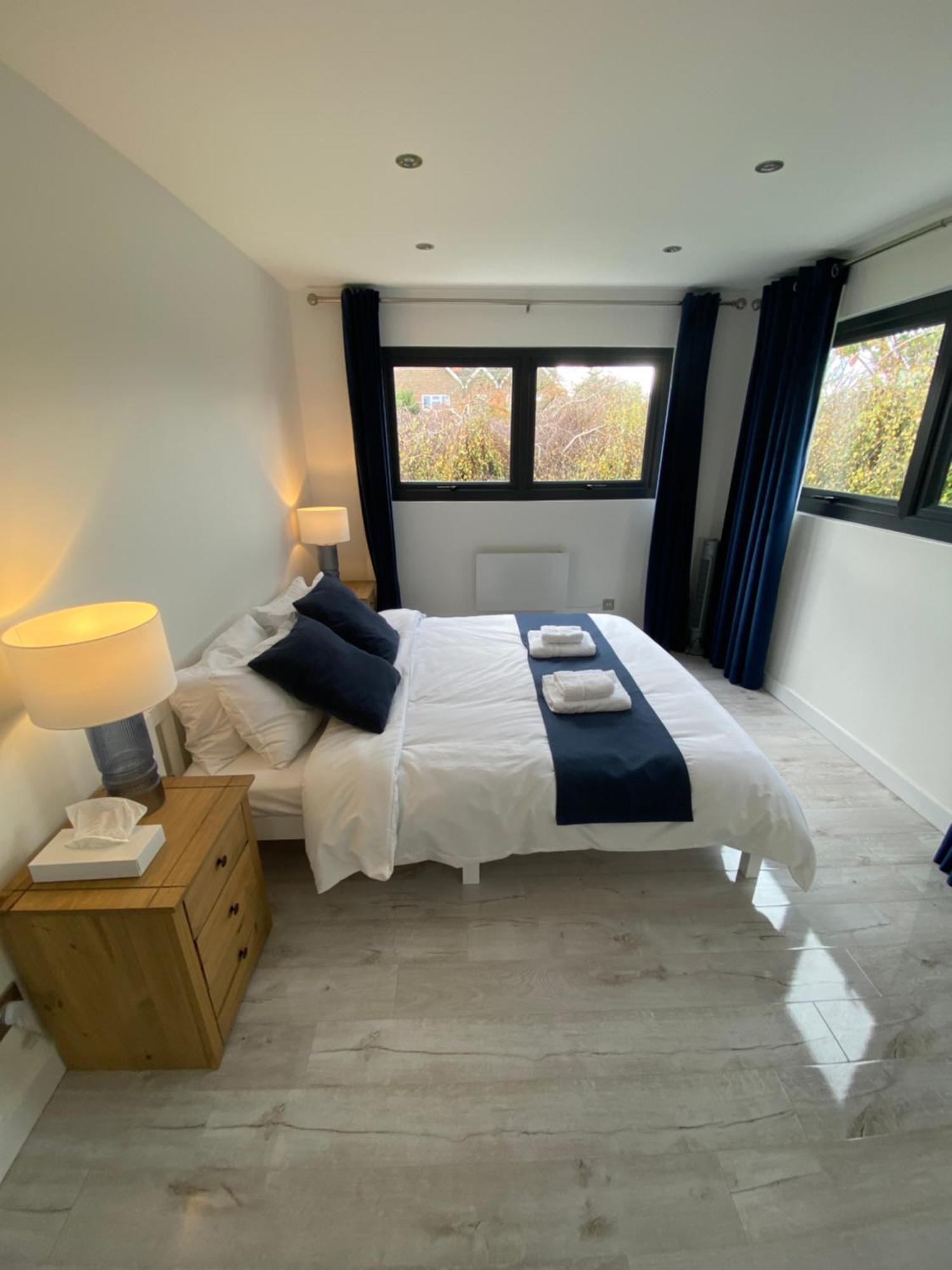 Holiday home Court Lane Stables - Premium Rural Retreat With Hot Tub *